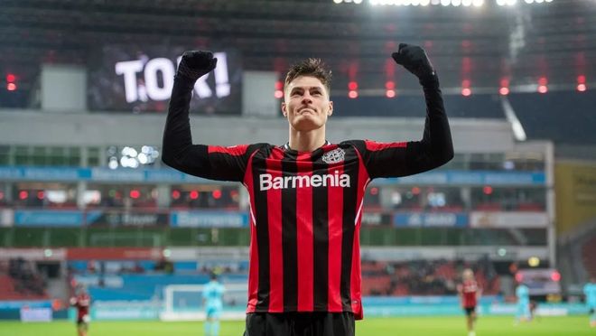 赛季坚持不 赛季坚持不