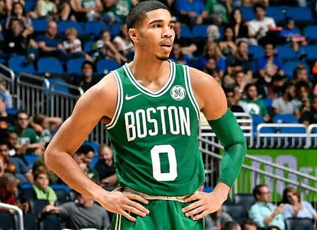 考虑到他在 考虑到他在