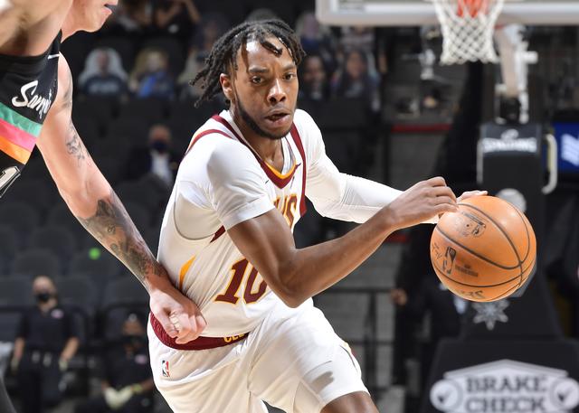 人瞩目的名 人瞩目的名