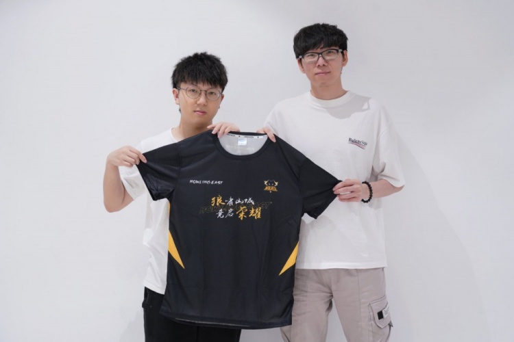 压与乱战中 压与乱战中